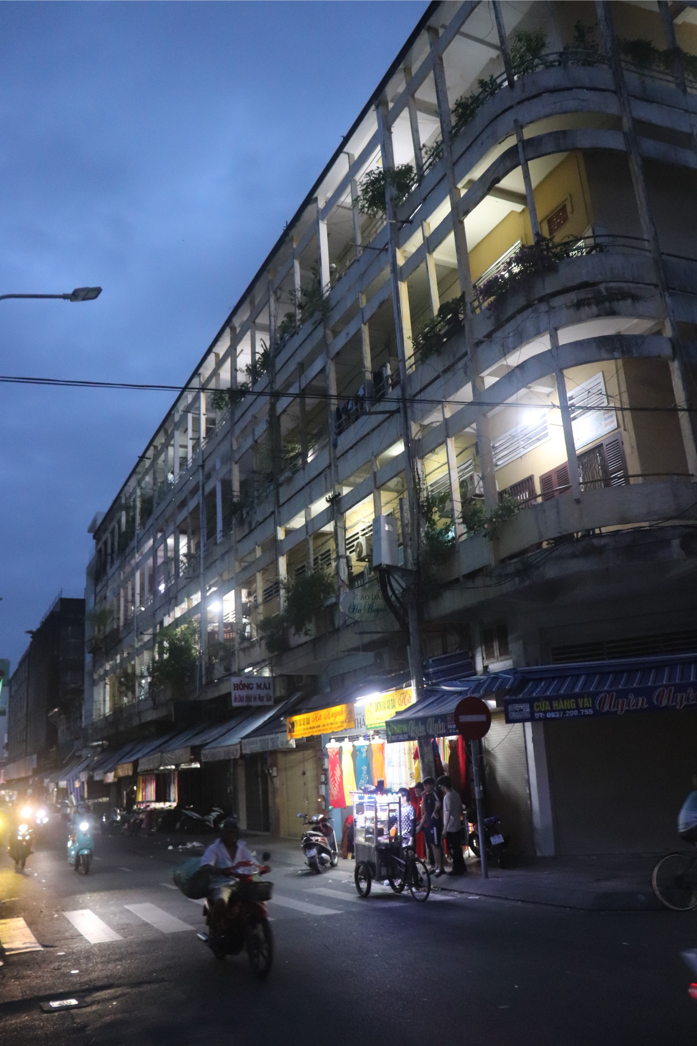 Edificio en Cholon Típica casa del barrio chino de Ho Chi Minh