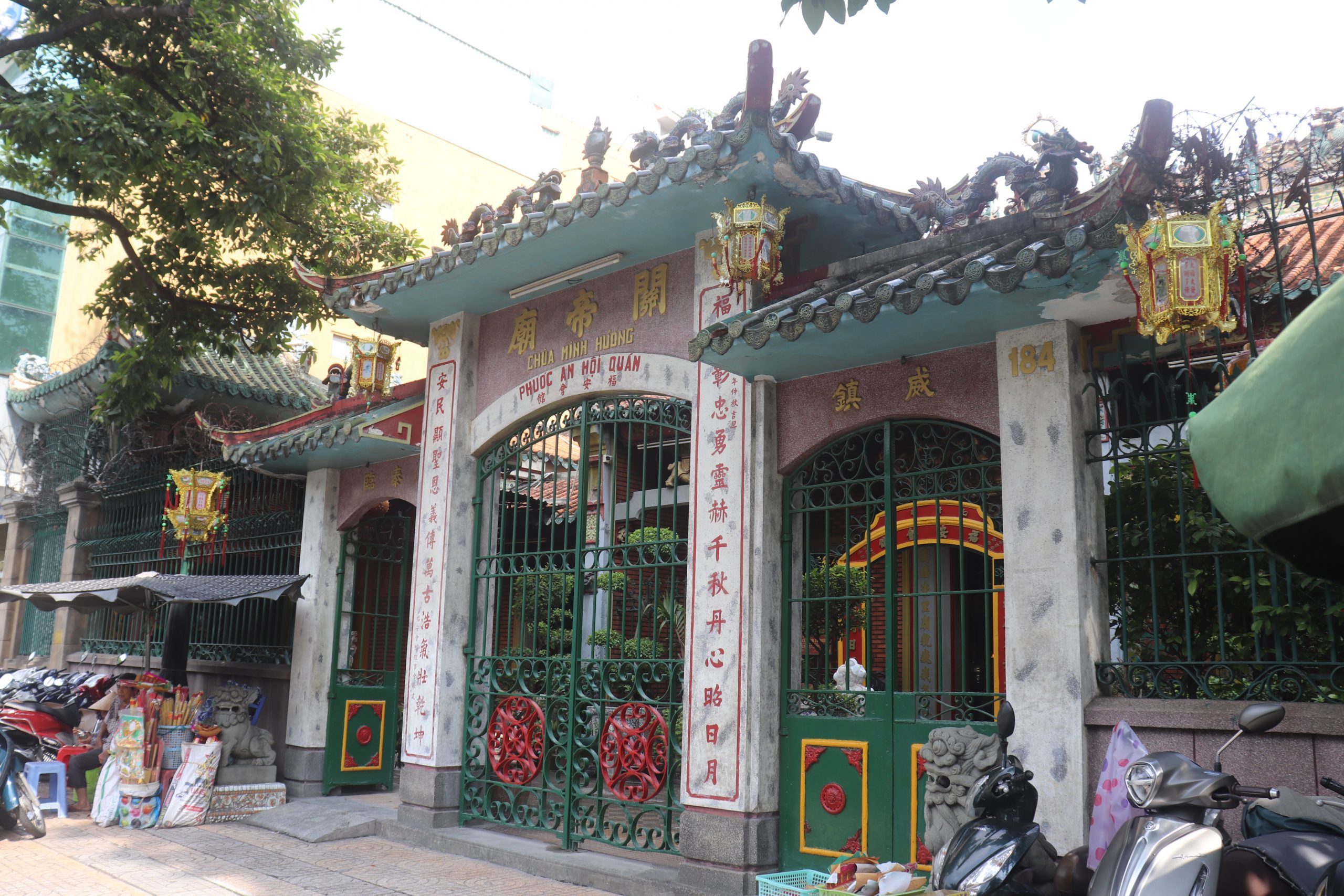 Pagoda An Hoi Quan Entrada de la pagoda